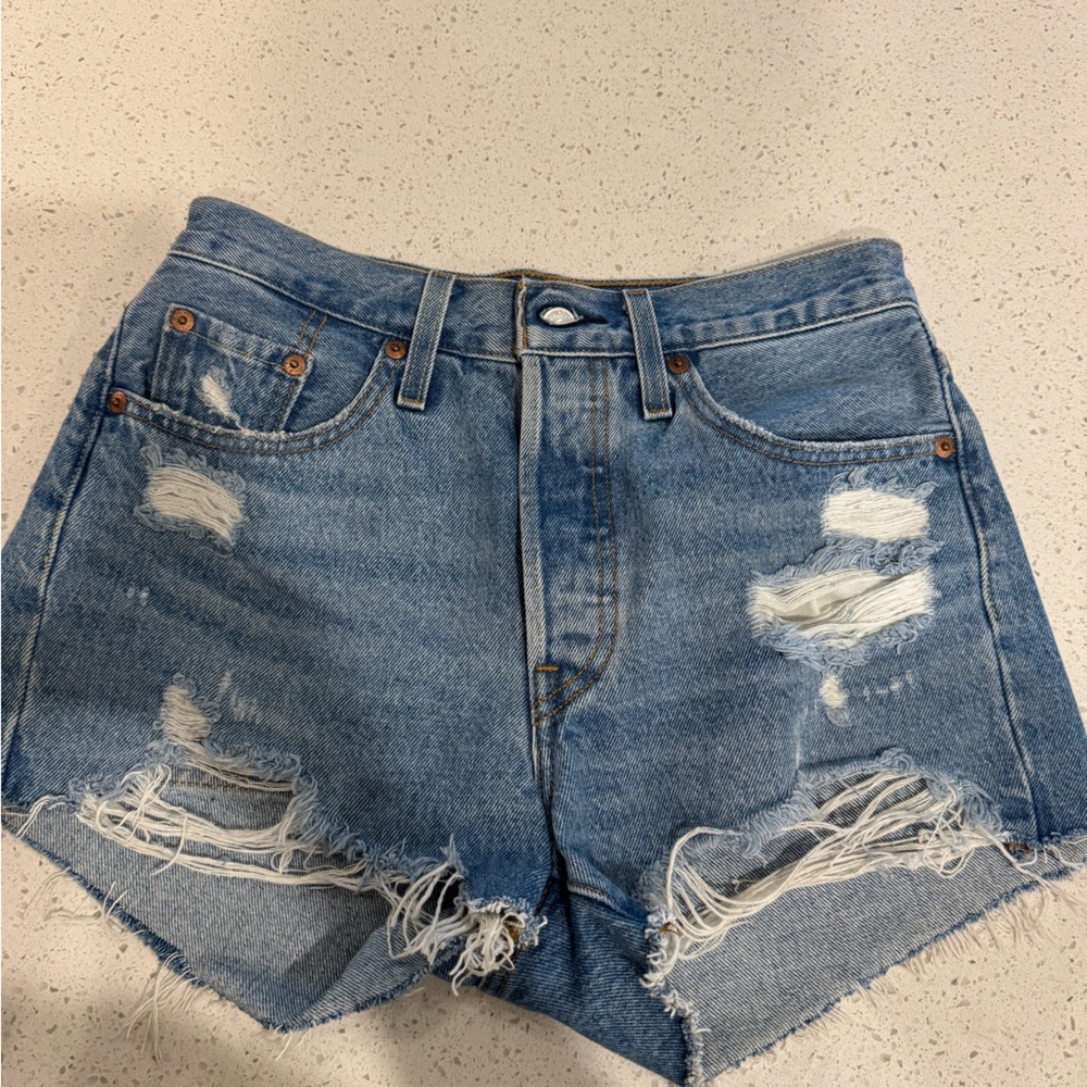 Levi’s 501 high rise shorts